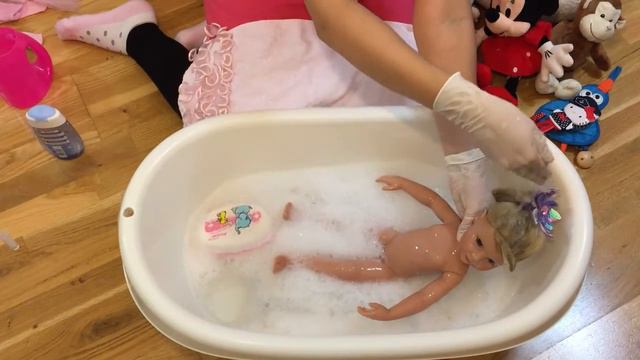 Gotz Hannah Doll at the Ballet - Amazing Bathtaking смотреть онлайн