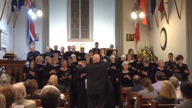 The Athens Singers perform the fifth movement, "Sanctus," from Luigi Cherubini's Requiem. смотреть онлайн