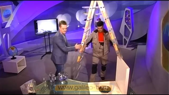 Галилео. Эксперимент. Влияние воды на разбивание вазы? смотреть онлайн