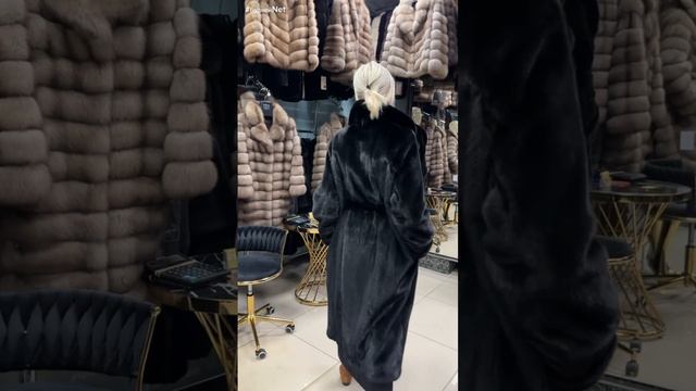 Шуба Классика в мехе блэкглама смотреть онлайн