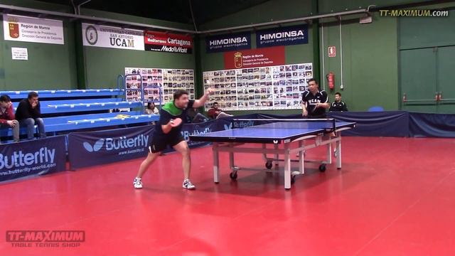 He Zhi Wen Technique Against Chopper + Slowmotion, Short Pips Attack Topspin