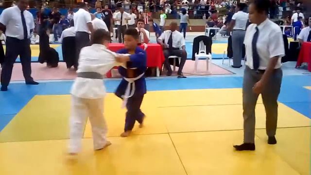 luta de judo com cicero na competição marcilio moraes смотреть онлайн
