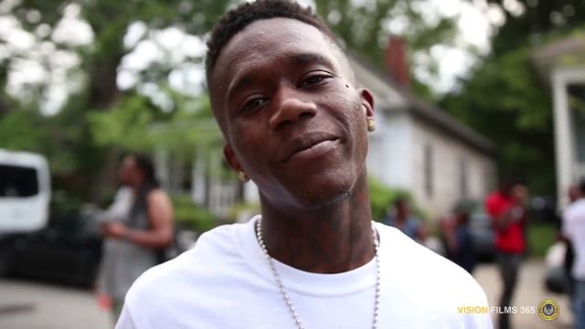 Ralo Does Something More Rappers Should Do! смотреть онлайн
