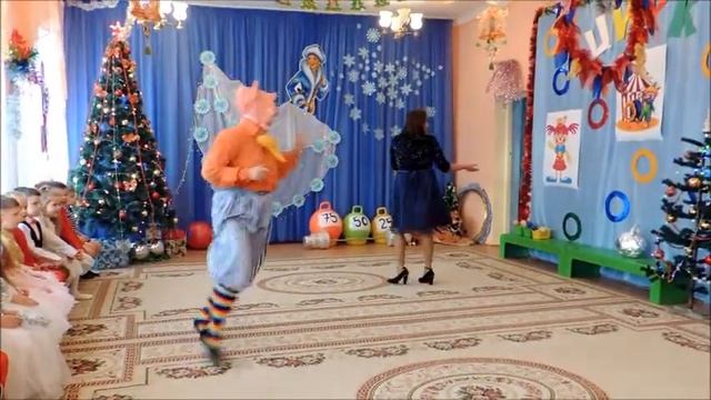 Цирк. Ёлка. Старшая группа №9. 1 часть смотреть онлайн