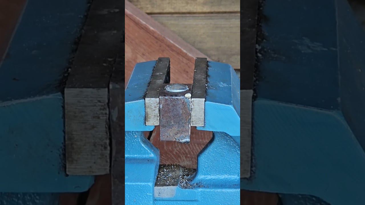 Knipex TwinGrip по крупному крепежу. смотреть онлайн