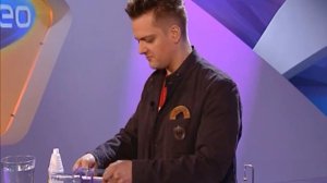 Галилео. Эксперимент. Стакан из бутылки