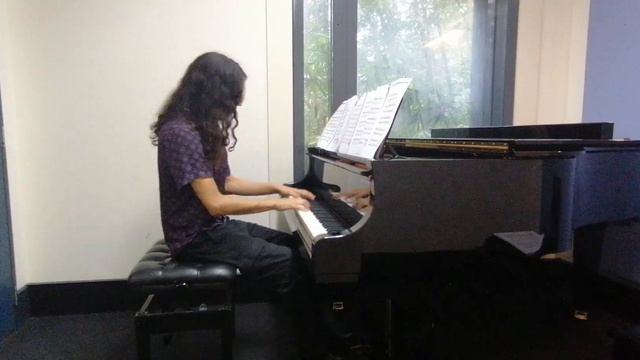 Lennox Berkeley, Concert etude Eb major - Sebastian Forno смотреть онлайн