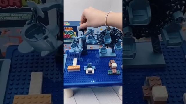 Детский игровой столик с конструктором атракцион RUNRUN Block World 69 деталей смотреть онлайн