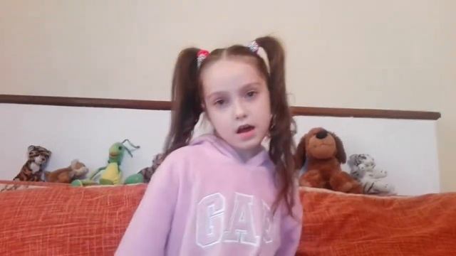 Ежегодное интервью с ребенком смотреть онлайн