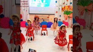 танец модницы 2023 средняя группа