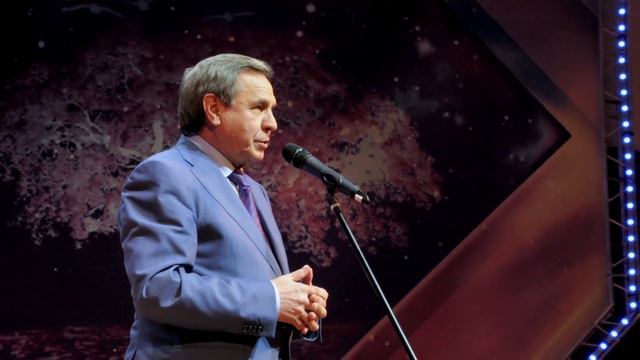 VIII молодёжный губернаторский бал смотреть онлайн