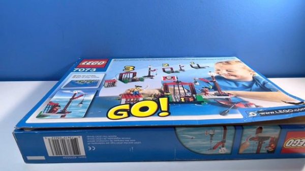 Lego pirate dock 2004 lego set!