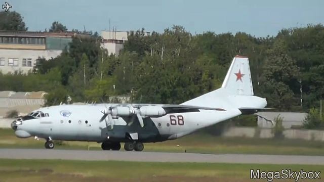 Антонов Ан-12БК-И(С) 68 RED Russia-AIR FORCE Moscow-Chkalovsky (CKL/UUMU) смотреть онлайн