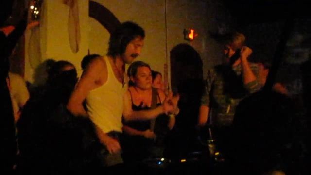 DJ Eugene Hütz смотреть онлайн