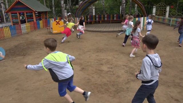 Йошкар-Ола. Детсад выпускной смотреть онлайн