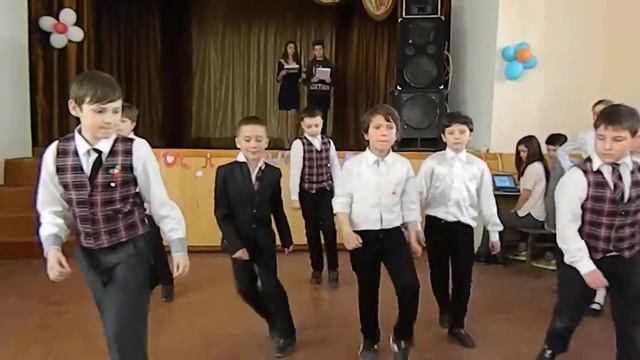 Рок-н-ролл 3- А 2017 Гонца Елена лицей Штефана чел Маре смотреть онлайн