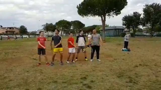 Robertone e la papu dance смотреть онлайн