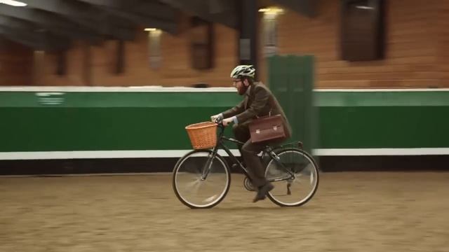 Cycling Scotland : See Cyclist. Think Horse. [Commercial 2013]