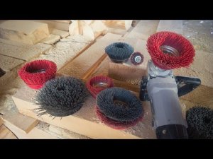 Обзор нейлоновых щеток для шлифовки сруба.