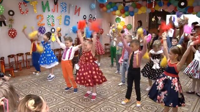 Выпускной в детском саду Сказка миниролик смотреть онлайн