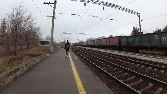 Электричка Волгоград от Тракторная-Пассажирская до Заканальная 09.12.2021, 4k, YN070264 смотреть онлайн