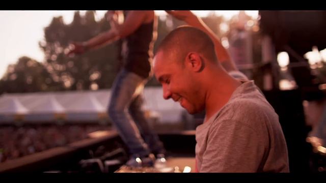 Wildstylez Feat. Niels Geusebroek - Year Of Summer (Official Videoclip)