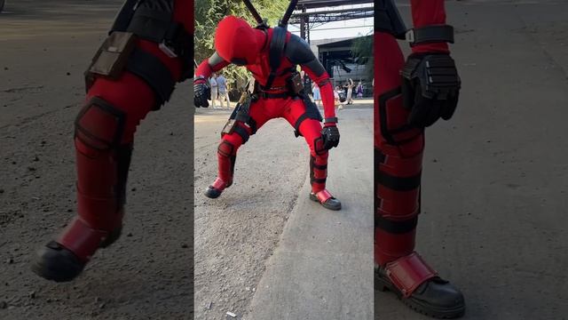 В чем секрет дэдпула? Почему ему так везет? #deadpool #удача #подарок