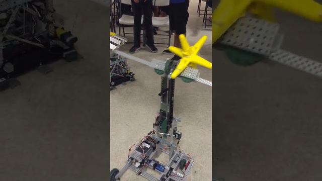 Washington Irving STEAM Middle School's Lego Robotics Program Demo смотреть онлайн
