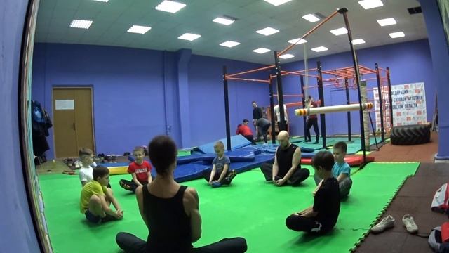 НаРодная ГимнАсТиКа 66-1 в Клубе Воздушно-Силовой Атлетики. СКК "Вместе" смотреть онлайн