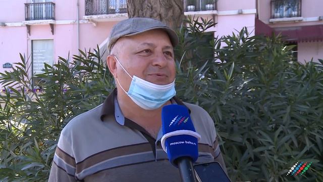 Как бакинцы готовятся к началу учебного года в школах. Видеоопрос «Москва-Баку» смотреть онлайн