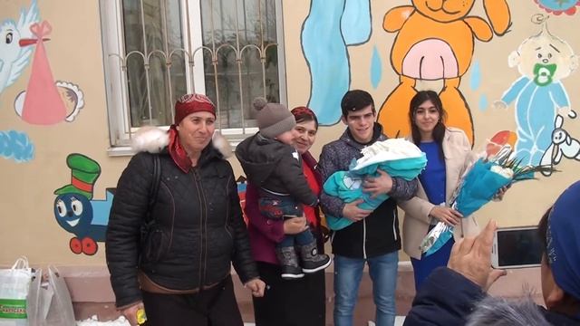Выписка из роддома... смотреть онлайн