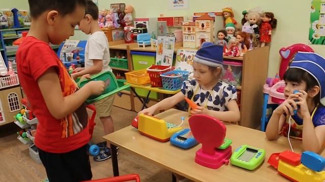 Медиавизитка "Педагог года города Нижневартовска - 2023" Ивина Людмила Николаевна смотреть онлайн