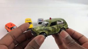 Металлическая машинка Play Smart 1:50 «Служебная Нива: LADA 2121» 10 см. 6540 Автопарк, инерционная