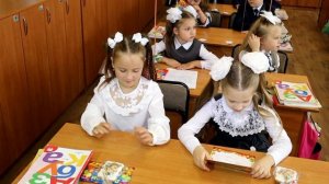 1 сентября первый урок в школе. Первый раз в первый класс. Видео Горбачук Сергей Брянск и др городах