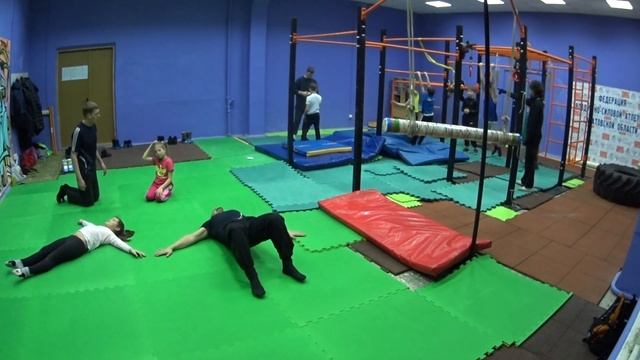 НаРодная ГимнАсТиКа 45-2 в Клубе Воздушно-Силовой Атлетики. СКК "Вместе" смотреть онлайн