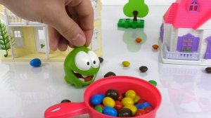 Мультик Ам Ням и Щенячий Патруль играют с шариками! Сборник Мультиков.