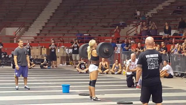 Brook Ennes 250lbs (PB) Ragin Crossfit Games 2015 смотреть онлайн