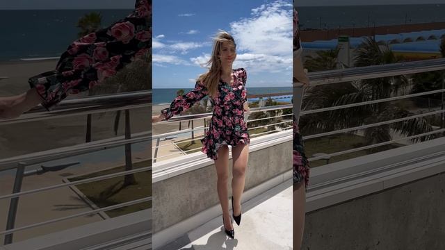 I'M WALKING AROUND THE BEAUTIFUL ESTEPONA IN A SUMMER DRESS AND BLACK HEELS ｜ POLISHGIRL_IN_HEELS смотреть онлайн