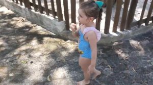 DIA DE PISCINA E SOL COM AMIGA LAURA E BABY ALIVE BIANCA | PARQUE AQUÁTICO AABB, ES | KATARINA MASH