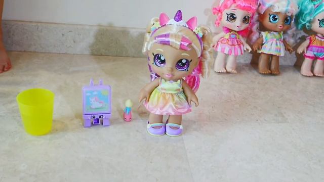 New Kindi Kids! Unboxing Mystabella And Playing With All New Kindi Kids!