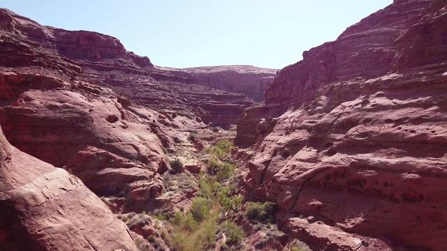 Exploring Dutchman Arch and Hog Spring, Utah смотреть онлайн
