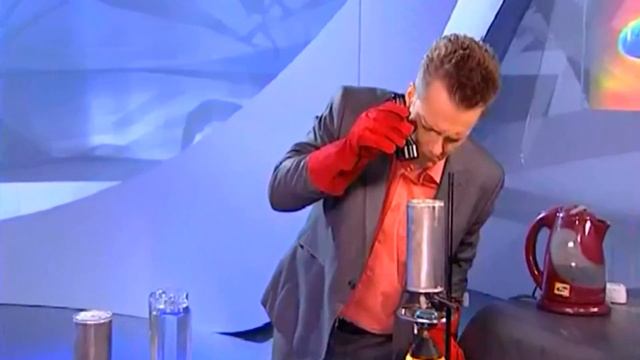 Галилео. Эксперимент. Сжатие банки смотреть онлайн