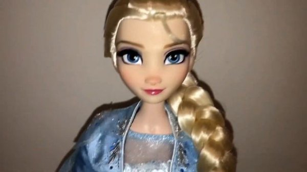 Disney Store Limited Edition Frozen 2 Anna and Elsa Dolls