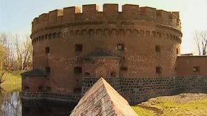 Галилео  В какую сторону закручены лестницы?