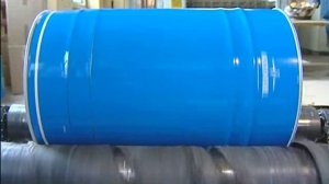 Галилео  Как скользкий тефлон липнет к сковороде?