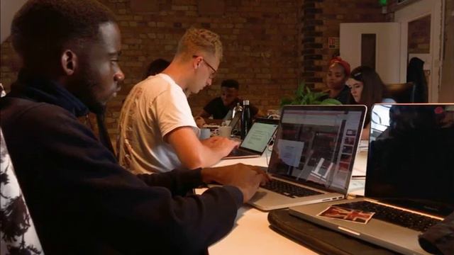 Focus 5 Unit 5 Big idea, big business смотреть онлайн