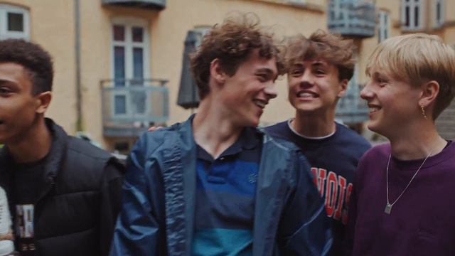 ZUSA (Trailer for vores helt nye serie) смотреть онлайн