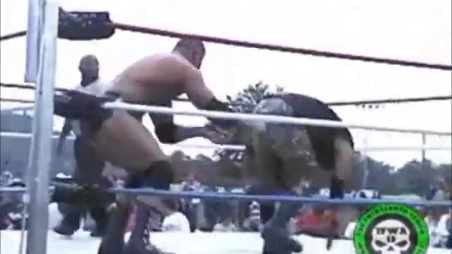 American G I (Richie Scruggs) vs Jay Batista 4th of July 2009 смотреть онлайн