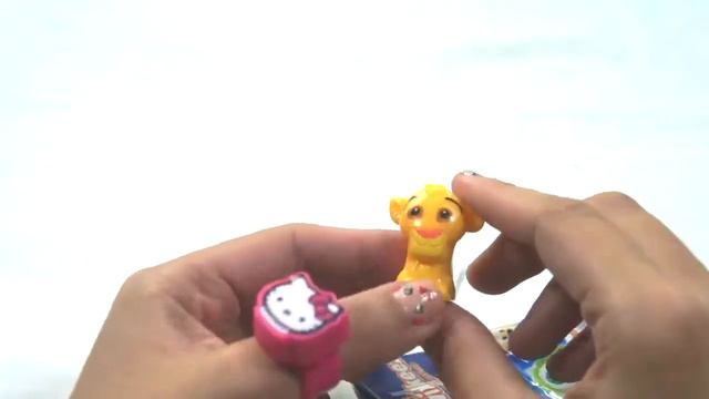Disney Wikkeez Surprise Pack!! - Who's Inside The Lion King's Simba and Aladdin's Lago WOW!!! смотреть онлайн