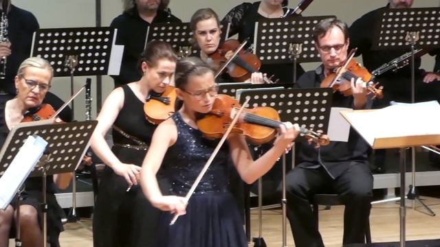 Bruch Max, Violinkonzert no 1 - Manoush Toth смотреть онлайн